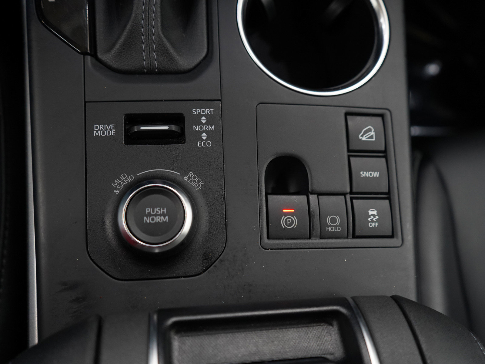 Used 2025 Toyota Highlander XSE AWD/4WD image 27