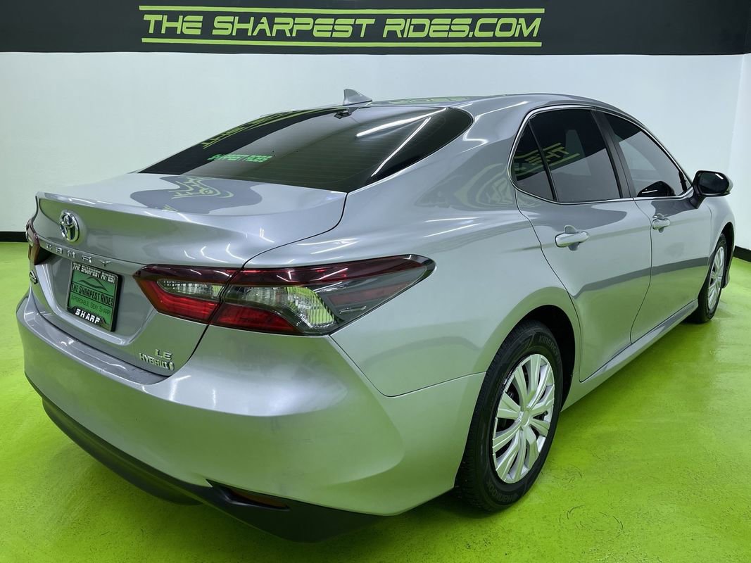Used 2022 Toyota Camry LE image 9