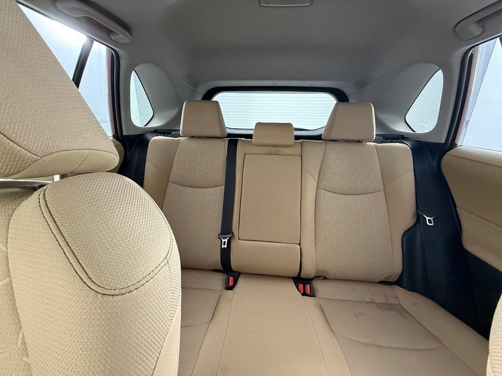 Used 2020 Toyota RAV4 XLE w/ Convenience Package AWD/4WD image 19