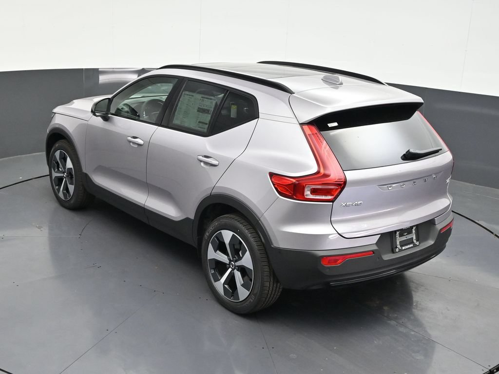 New 2026 Volvo XC40 B5 Plus w/ Climate Package AWD/4WD image 19