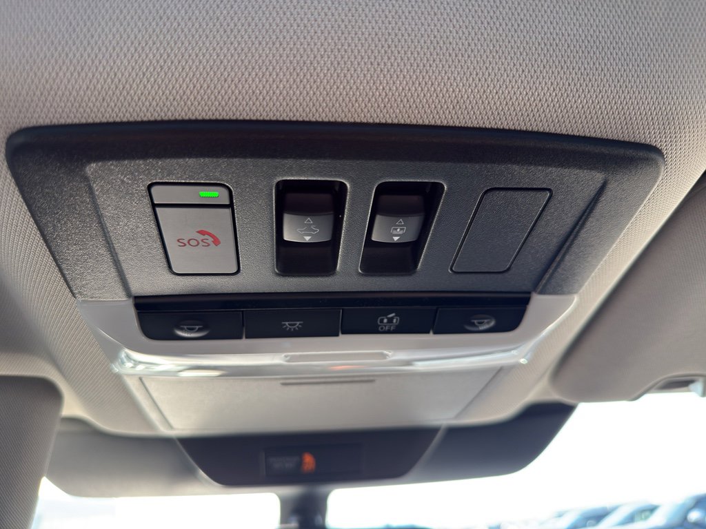 Certified 2023 Nissan Pathfinder Platinum image 23