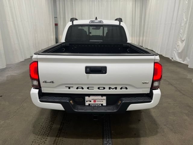 Certified 2021 Toyota Tacoma SR AWD/4WD image 5