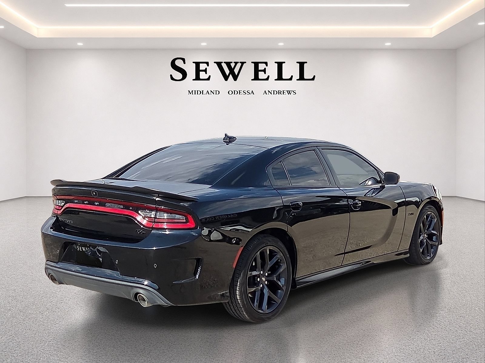 Used 2023 Dodge Charger R/T w/ Plus Group RWD image 4
