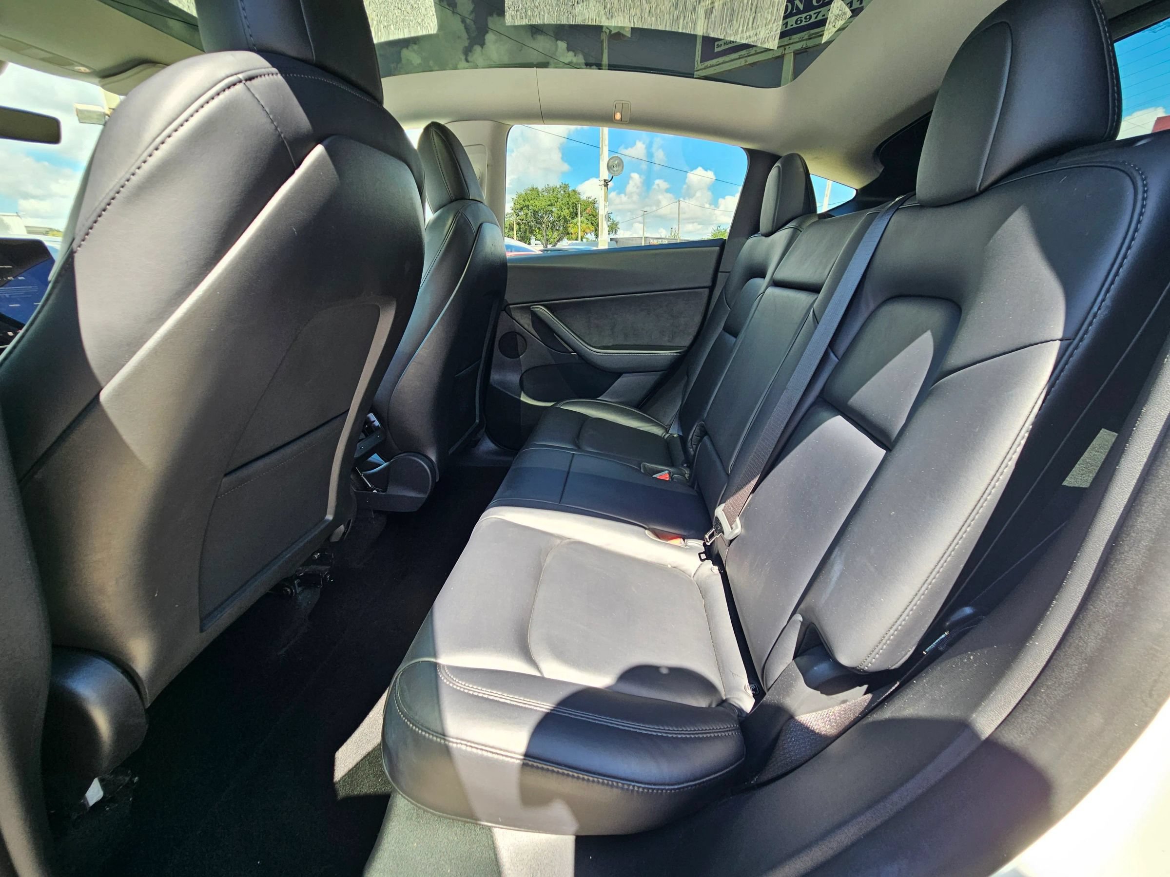Used 2021 Tesla Model Y Long Range AWD/4WD image 14