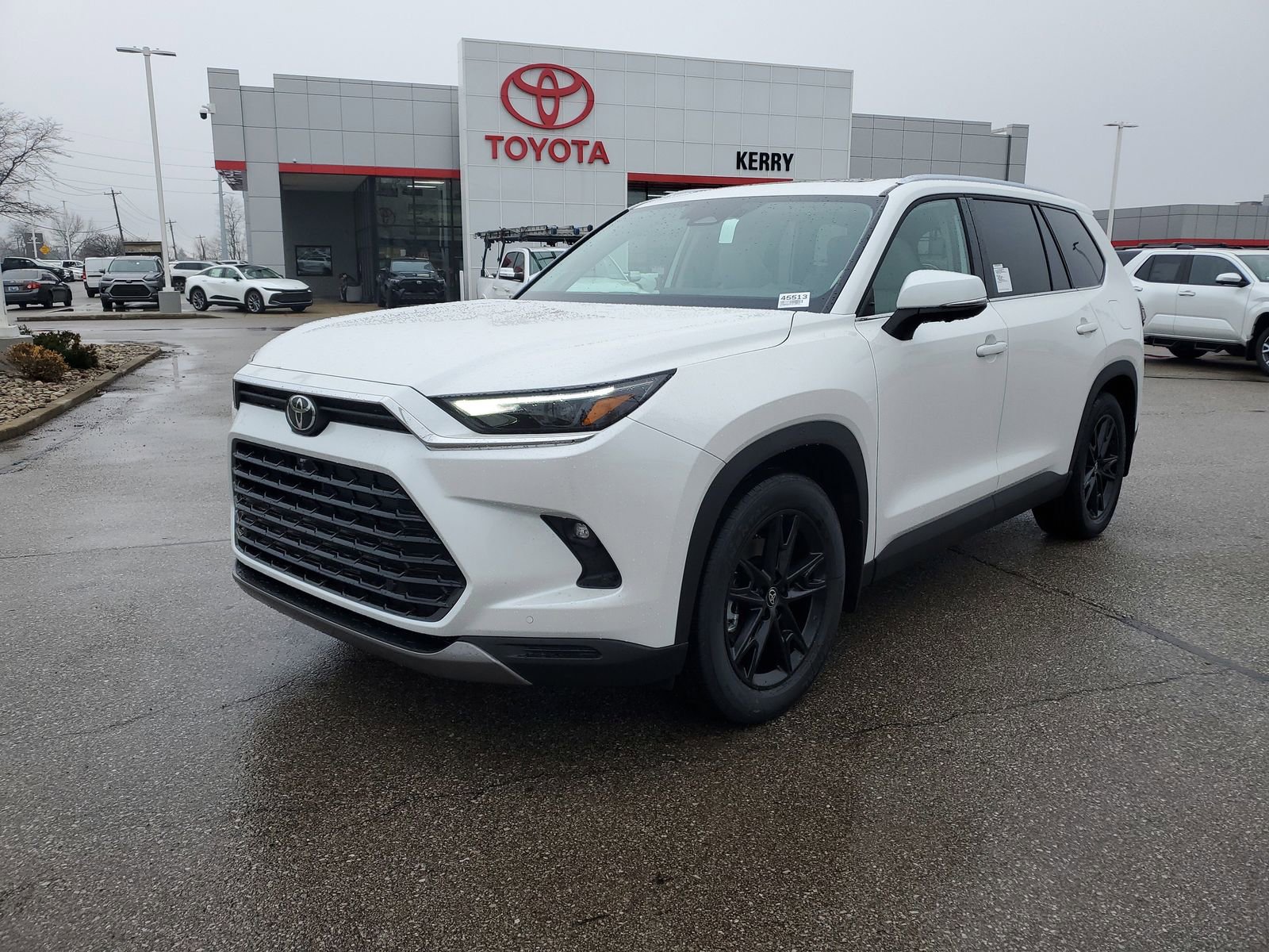 New 2026 Toyota Grand Highlander Limited image 2