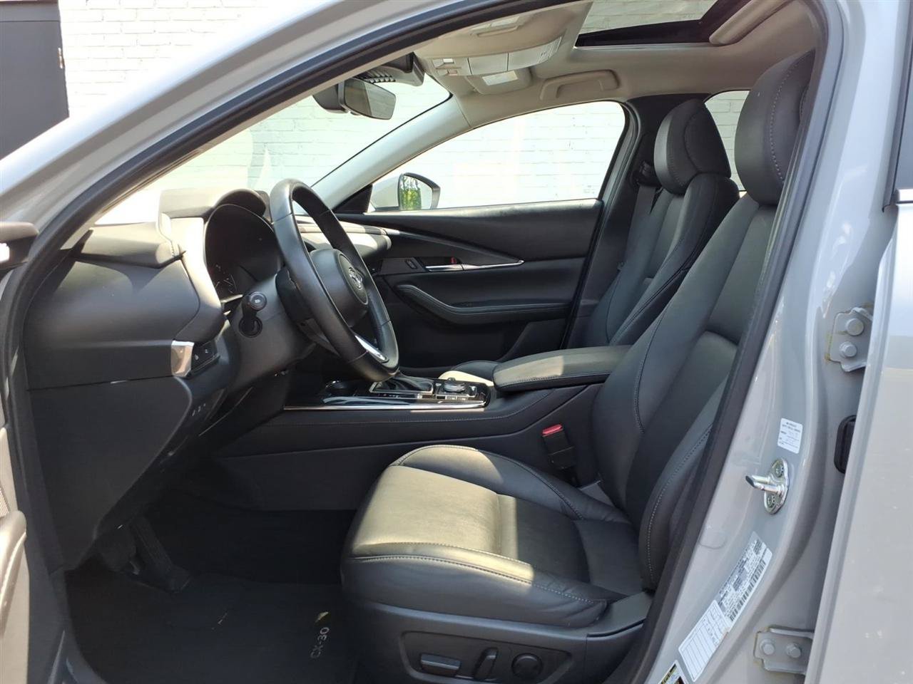 Used 2025 MAZDA CX-30 AWD 2.5 S w/ Preferred Package image 12