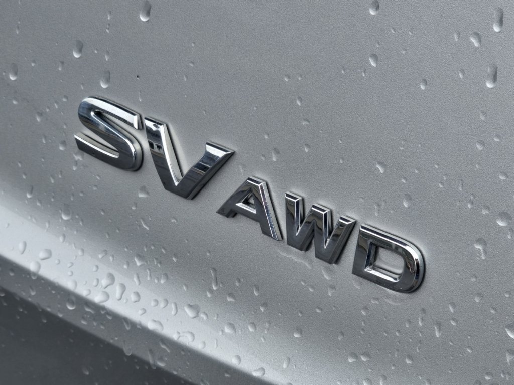 Used 2022 Nissan Rogue SV AWD/4WD image 16