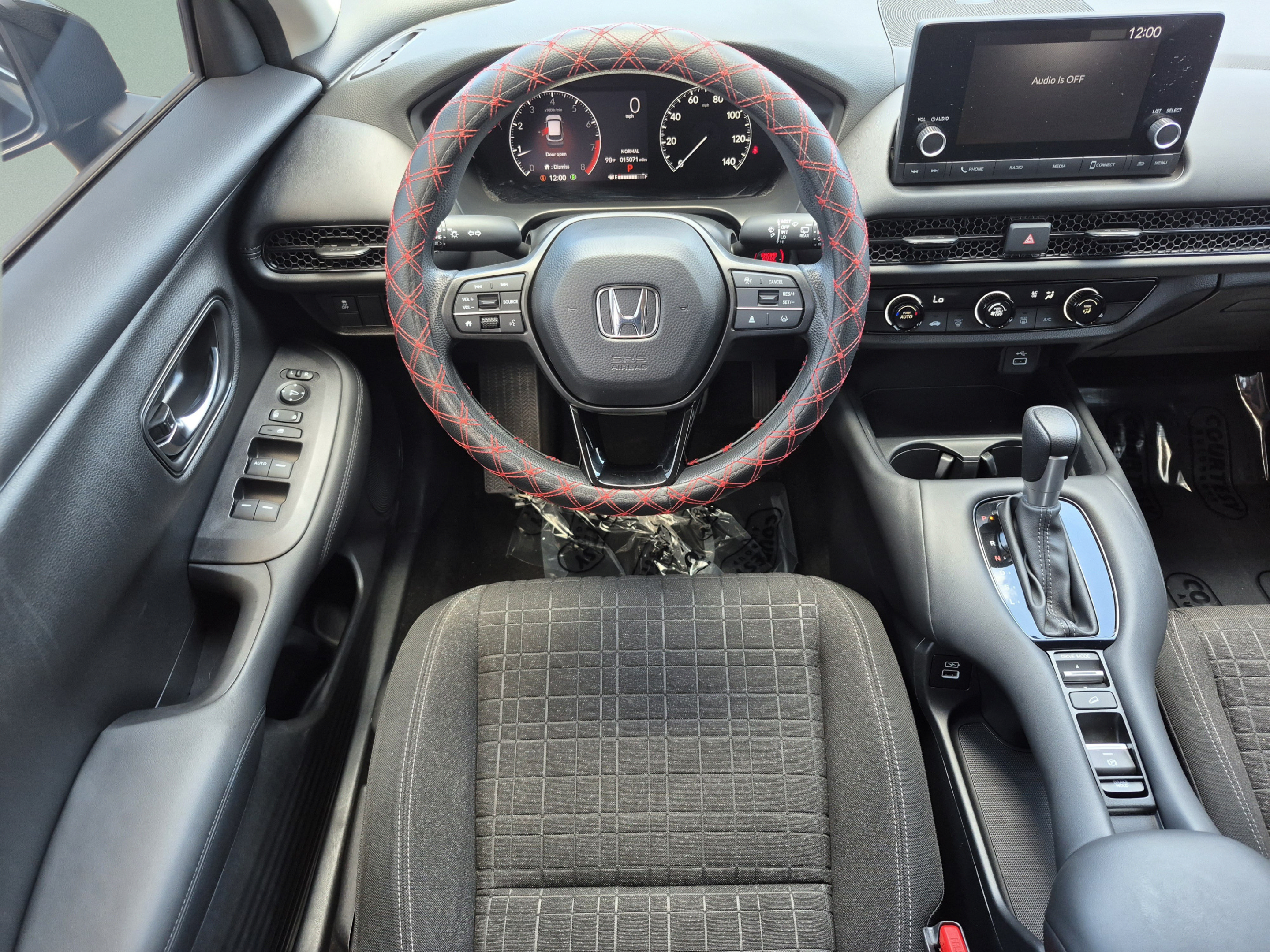 Used 2023 Honda HR-V LX image 11