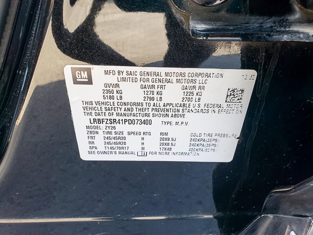 Used 2023 Buick Envision Avenir image 12