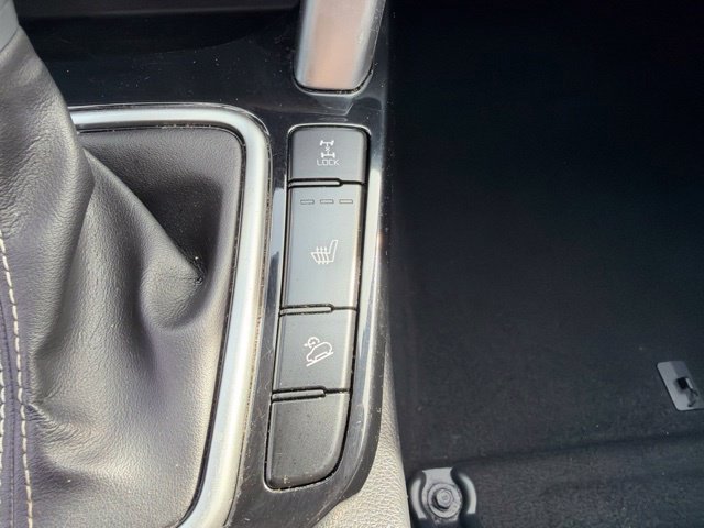 Certified 2022 Kia Seltos SX w/ Sunroof Package AWD/4WD image 27