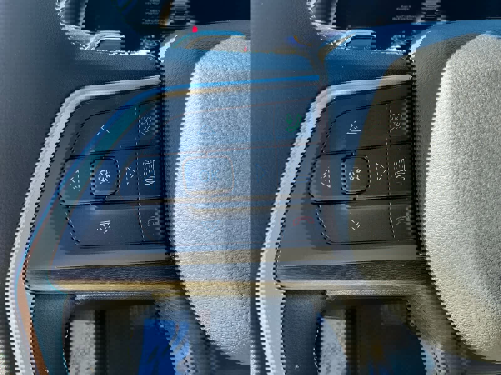 New 2025 Jeep Grand Cherokee Limited w/ Trailer Tow Package image 23