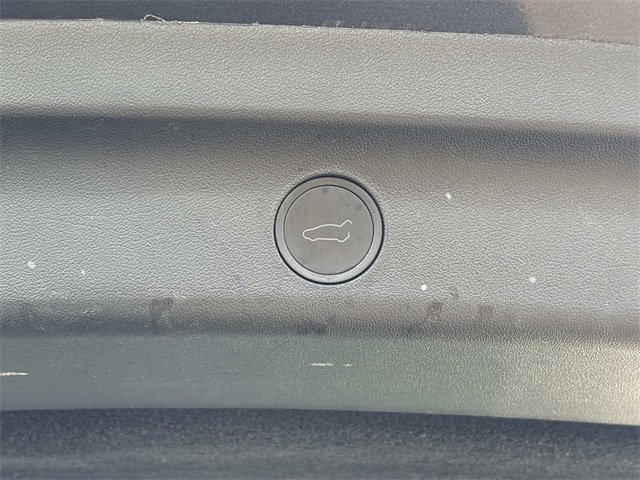 Used 2024 Tesla Model Y Long Range image 13