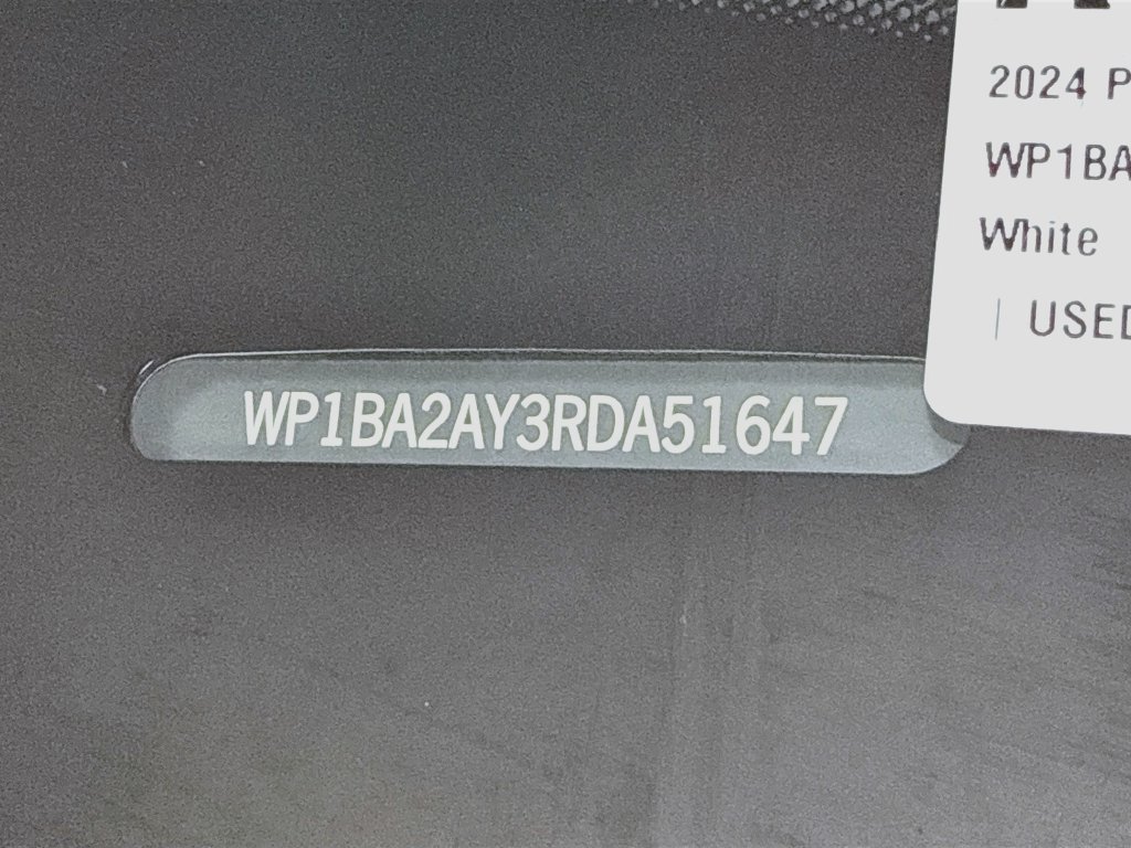 Certified 2024 Porsche Cayenne Coupe AWD/4WD image 29