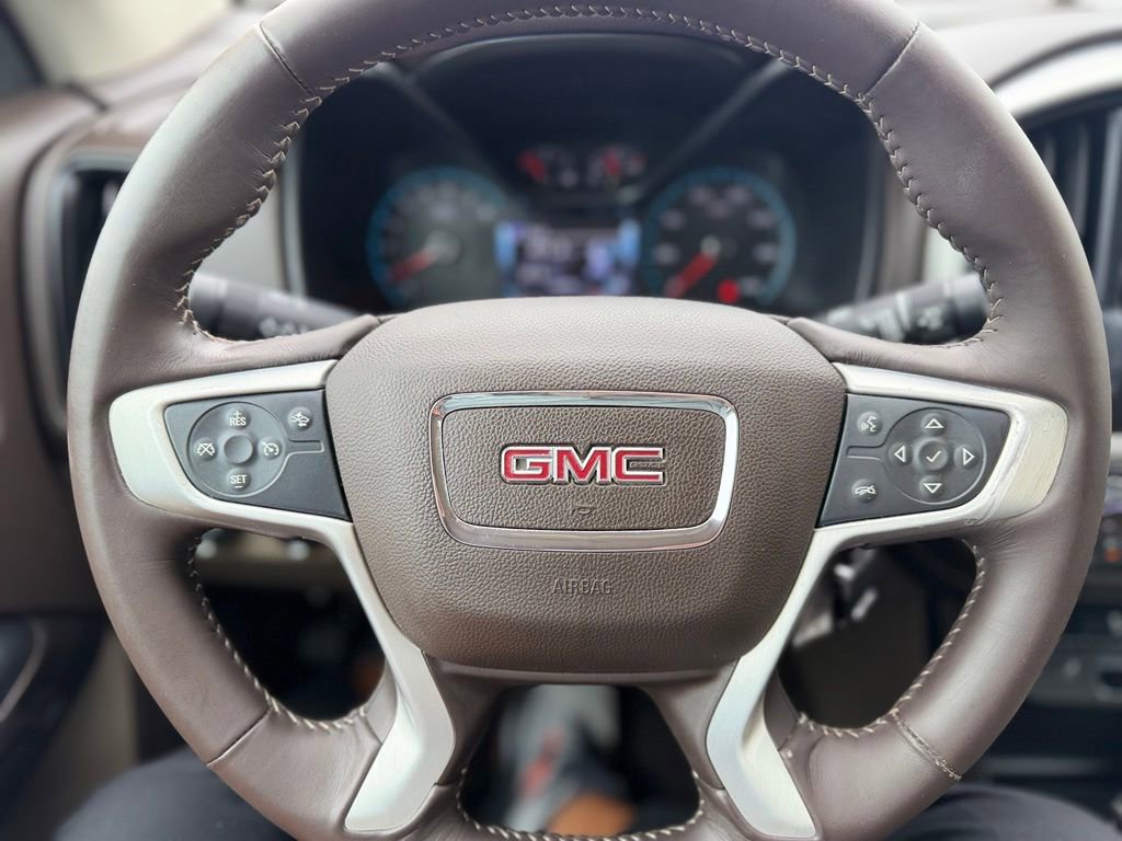 Used 2017 GMC Canyon SLT w/ Driver Alert Package AWD/4WD image 10