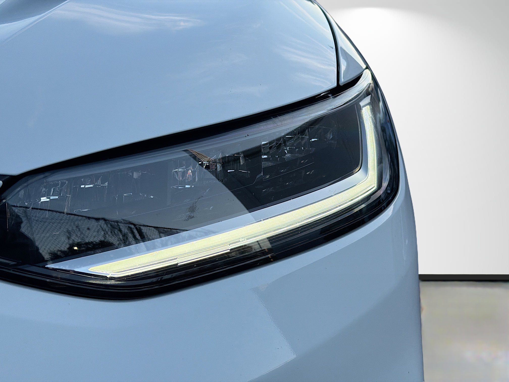 Used 2023 Honda HR-V EX-L image 9