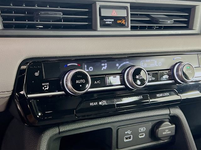 Used 2025 Honda Pilot EX-L image 14