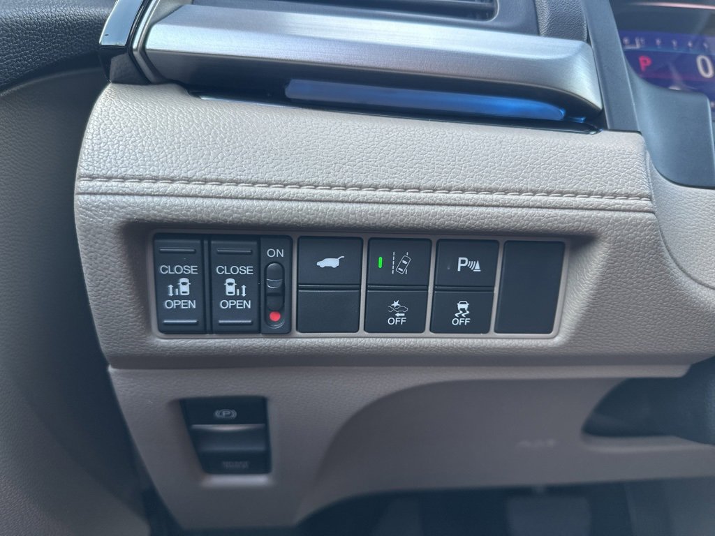 Used 2018 Honda Odyssey Elite image 23