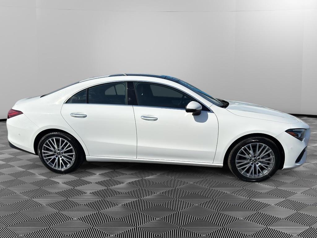 Used 2025 Mercedes-Benz CLA 250 4MATIC image 8