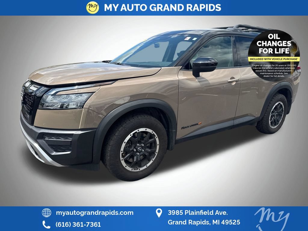 Used 2024 Nissan Pathfinder Rock Creek AWD/4WD image 3