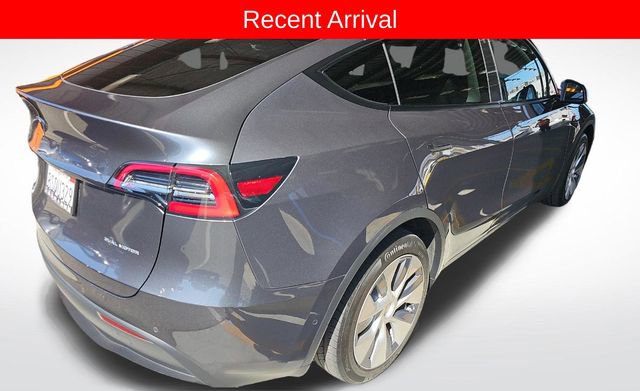Used 2020 Tesla Model Y Long Range image 6