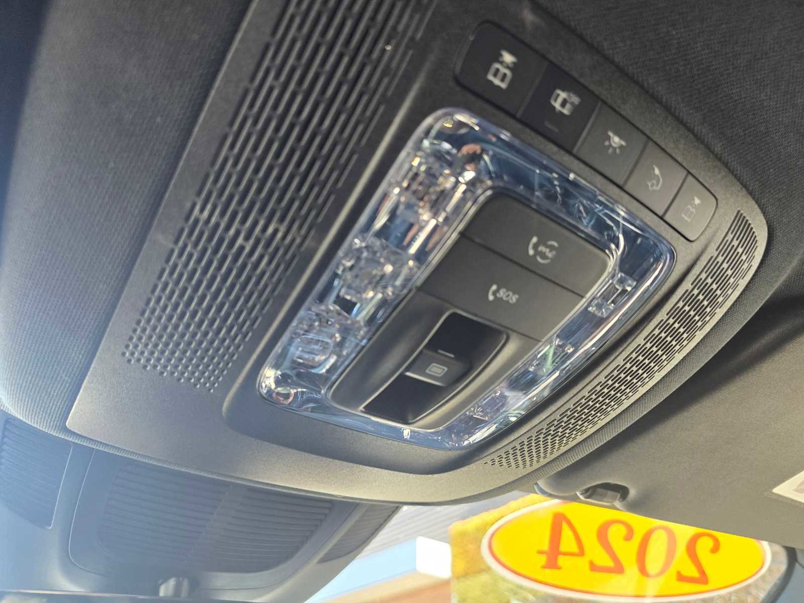 Used 2024 Mercedes-Benz GLS 450 4MATIC image 36