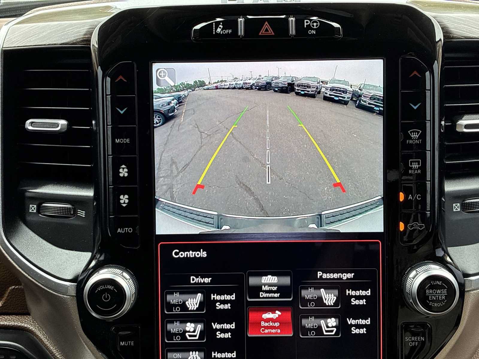 Used 2020 RAM 1500 Laramie AWD/4WD image 22