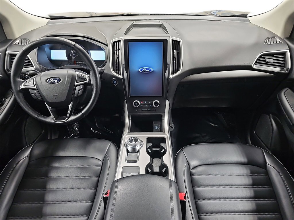 Used 2024 Ford Edge SEL image 9