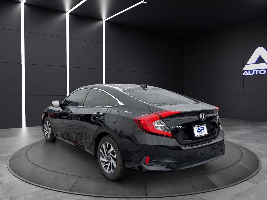 Used 2018 Honda Civic EX image 4