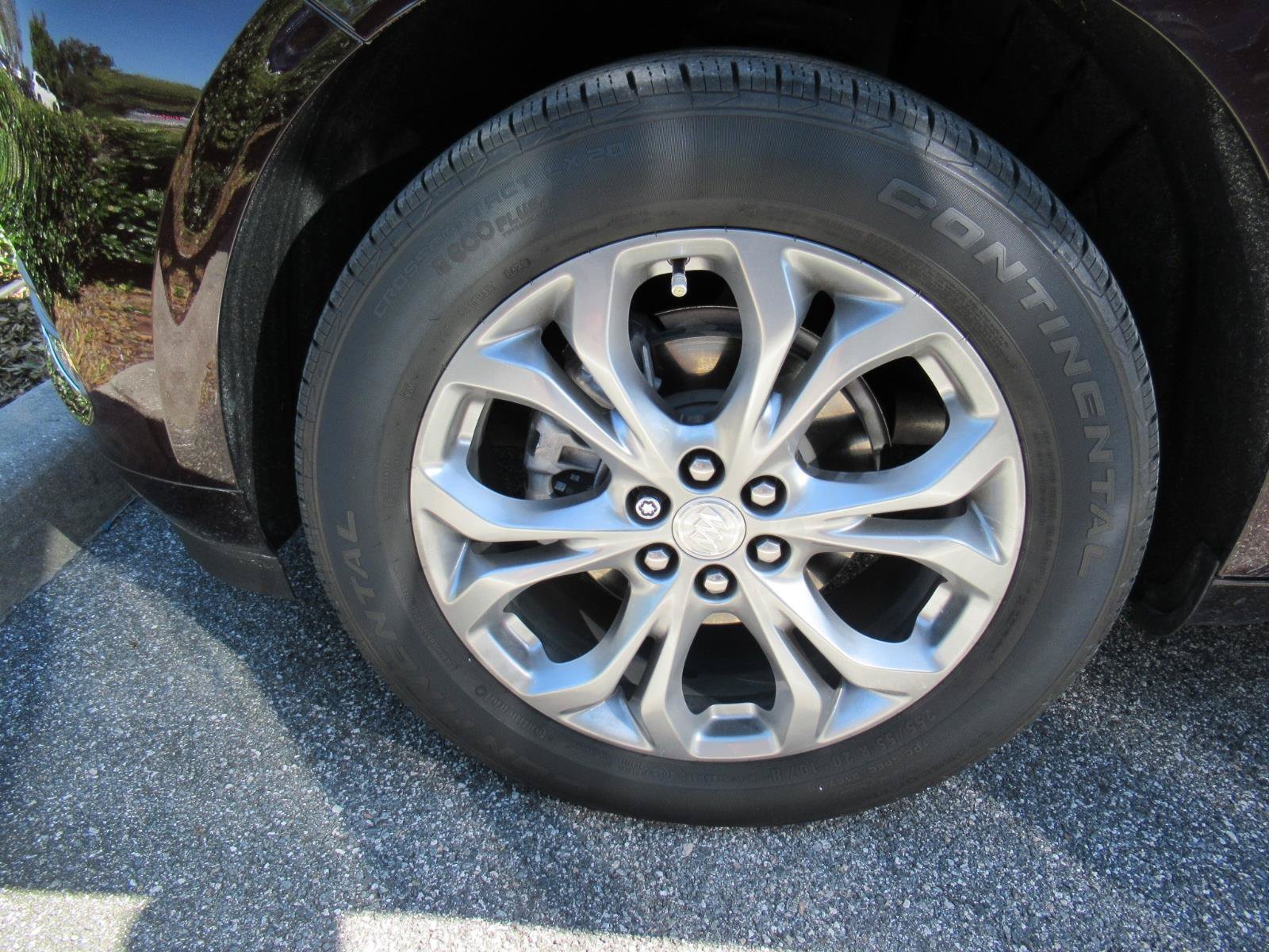 Used 2021 Buick Enclave Avenir w/ Avenir Technology Package FWD image 5