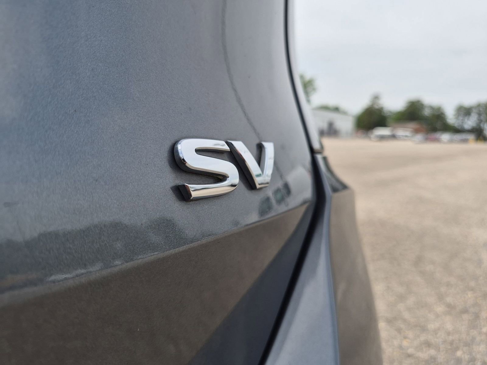 Used 2020 Nissan Rogue SV FWD image 32