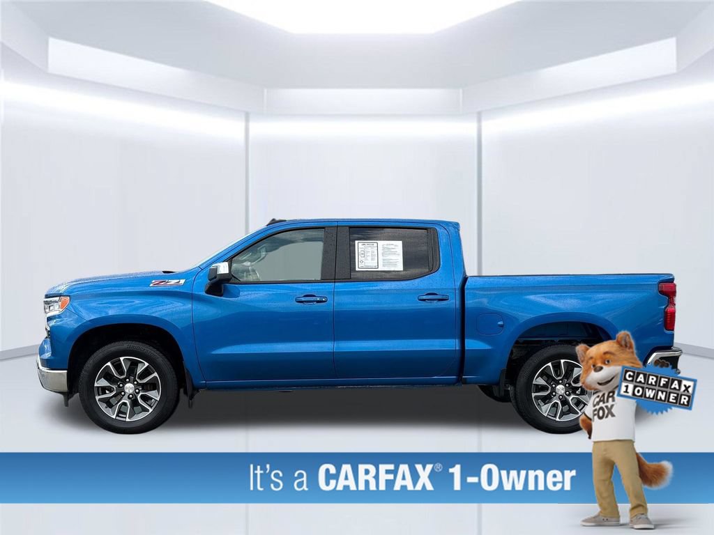 Used 2023 Chevrolet Silverado 1500 LT w/ Z71 Off-Road Package AWD/4WD image 3