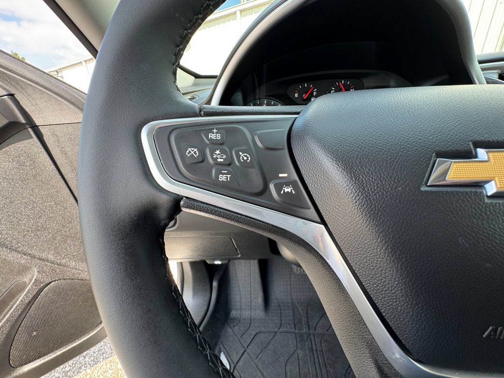 Used 2023 Chevrolet Malibu RS w/ LPO, Floor Liner Package FWD image 21