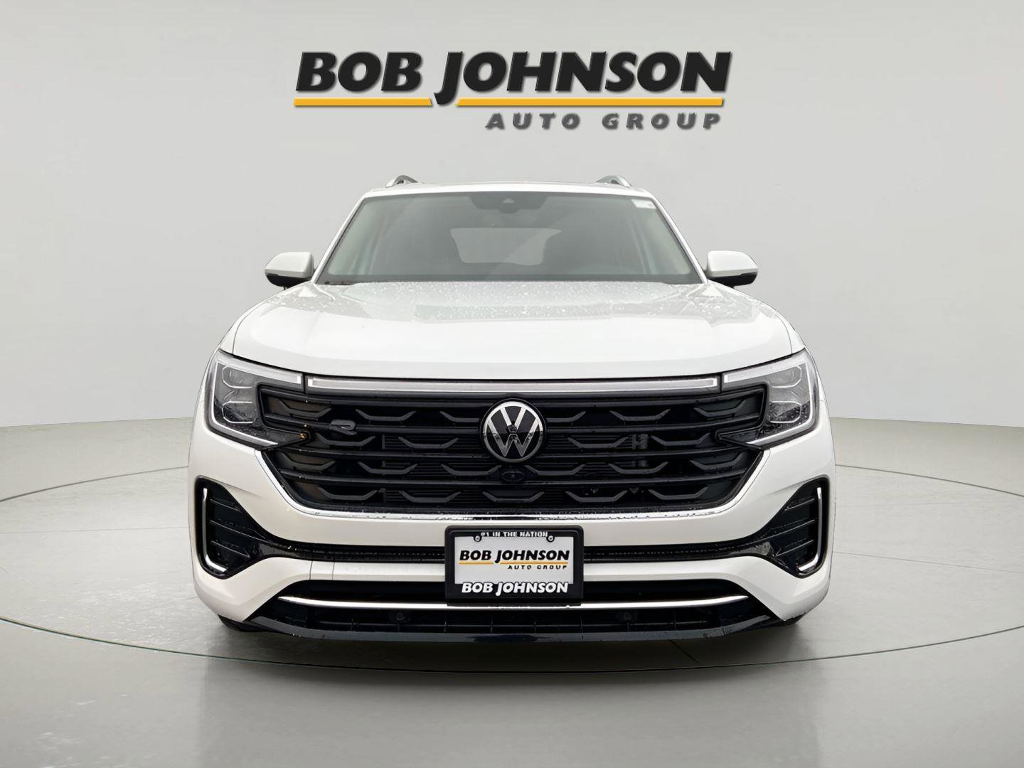 New 2026 Volkswagen Atlas SEL Premium R-Line image 2