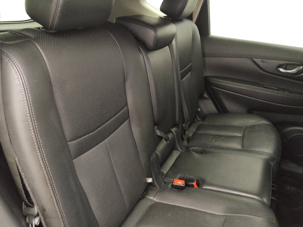 Used 2019 Nissan Rogue SL w/ Premium Package AWD/4WD image 19