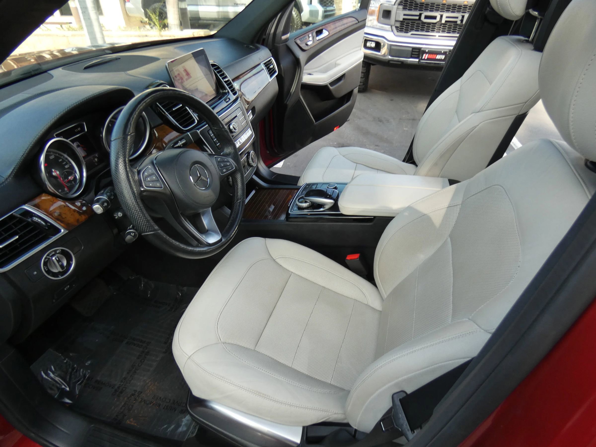 Used 2019 Mercedes-Benz GLS 550 4MATIC image 69