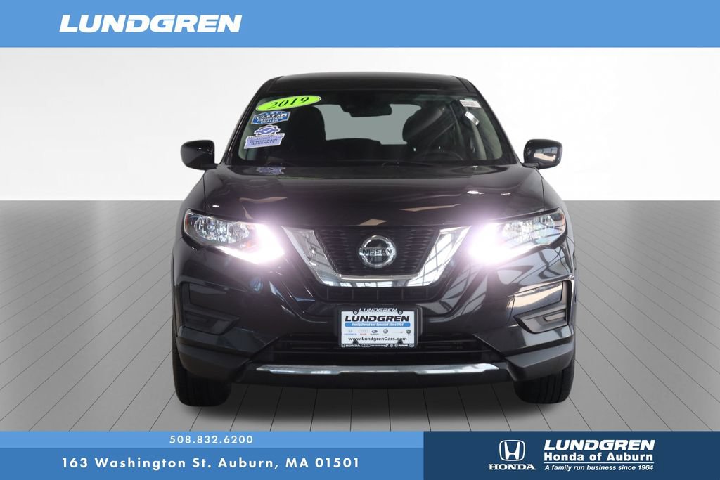 Used 2019 Nissan Rogue S AWD/4WD image 2
