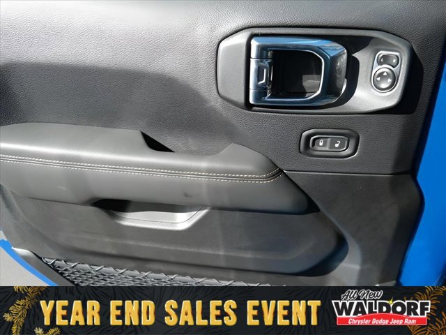 New 2025 Jeep Gladiator Sport image 11