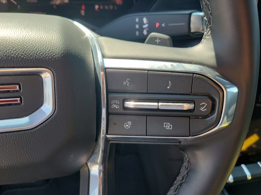 Used 2026 GMC Acadia Elevation w/ Elevation Premium Package FWD image 25