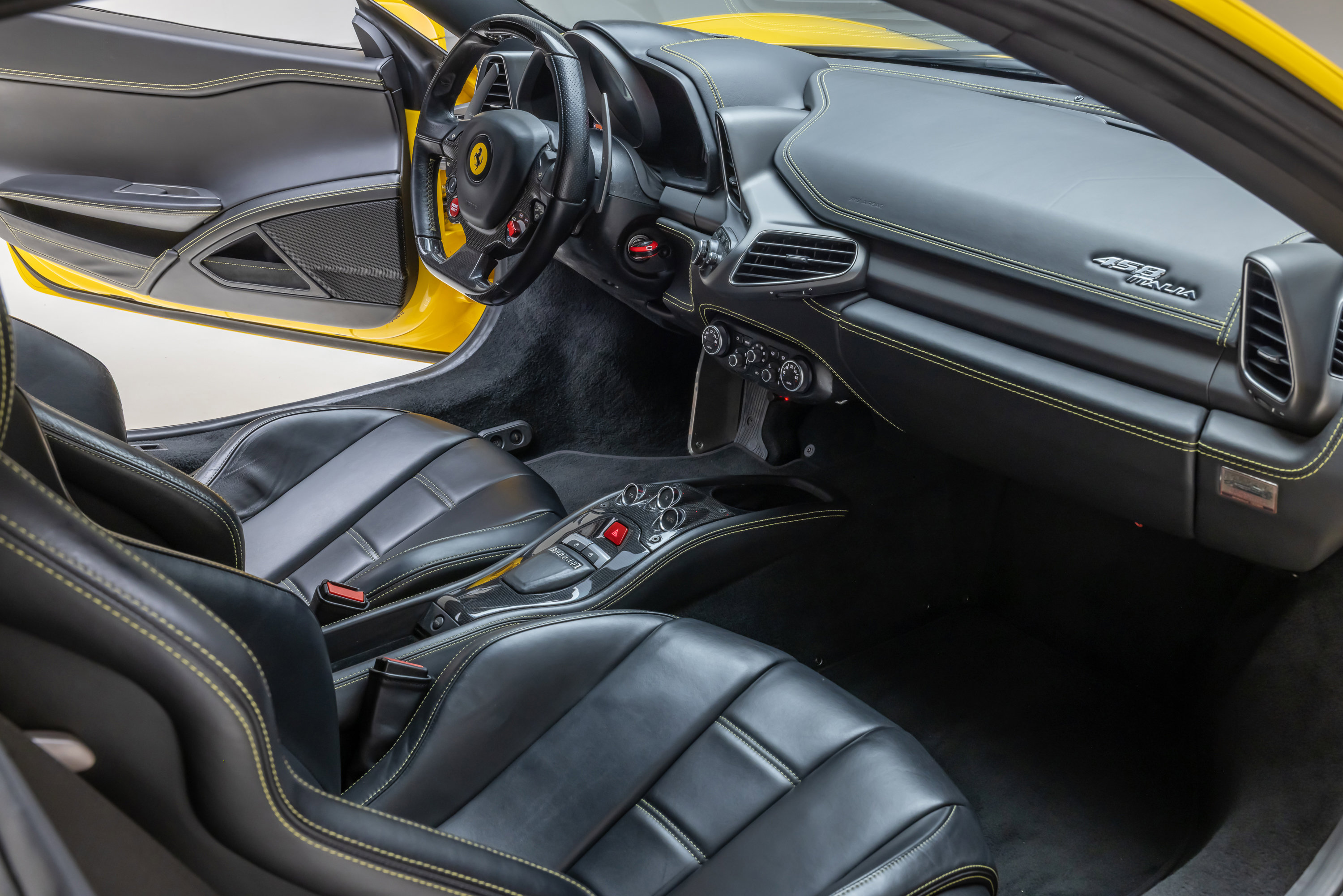 Used 2012 Ferrari 458 Italia Coupe image 62