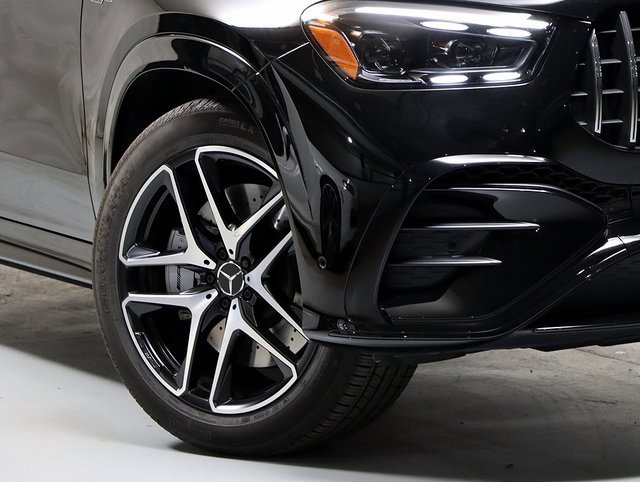 Certified 2025 Mercedes-Benz GLE 53 AMG 4MATIC image 3