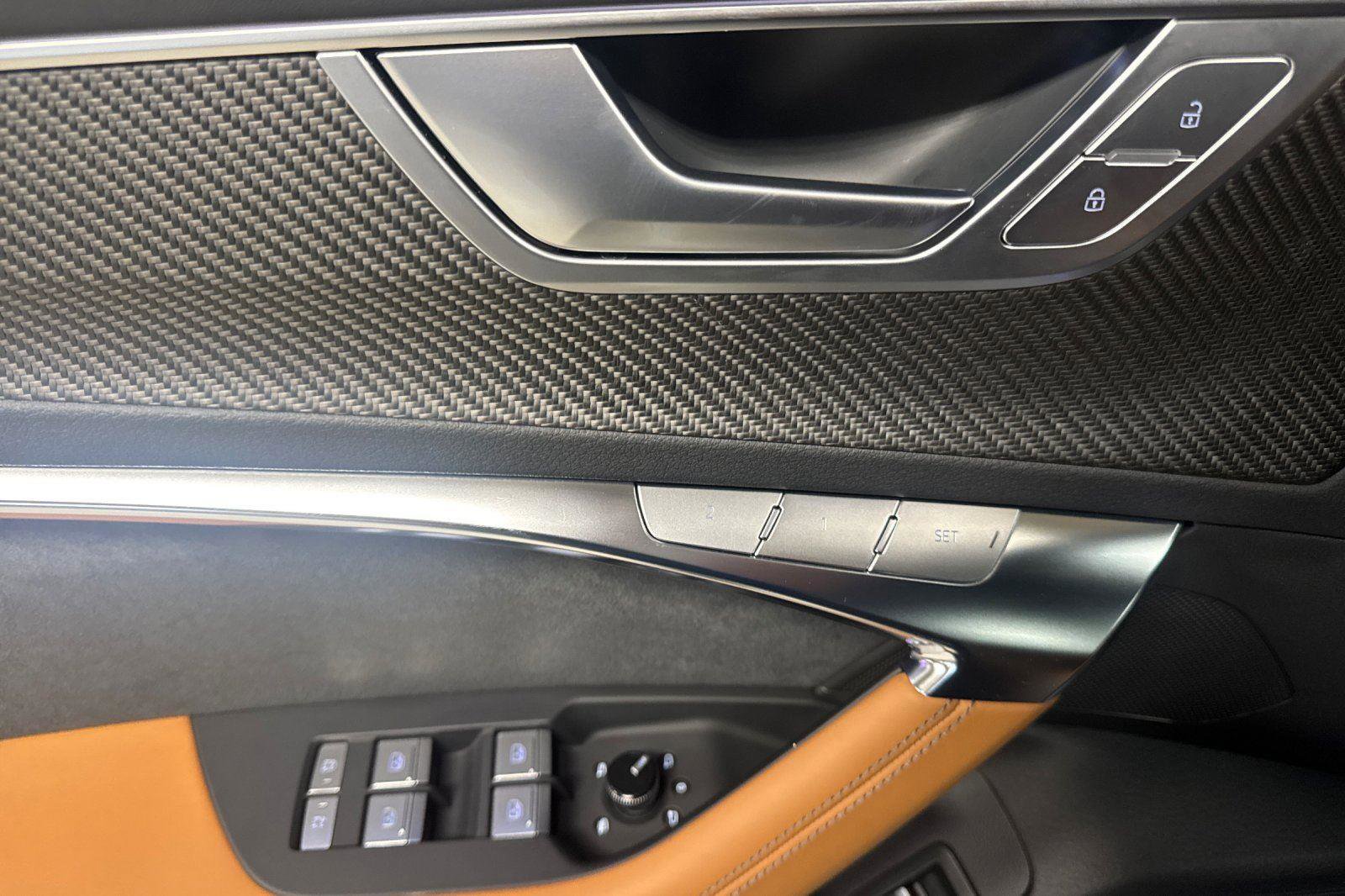 Certified 2024 Audi RS 7 Performance AWD/4WD image 11