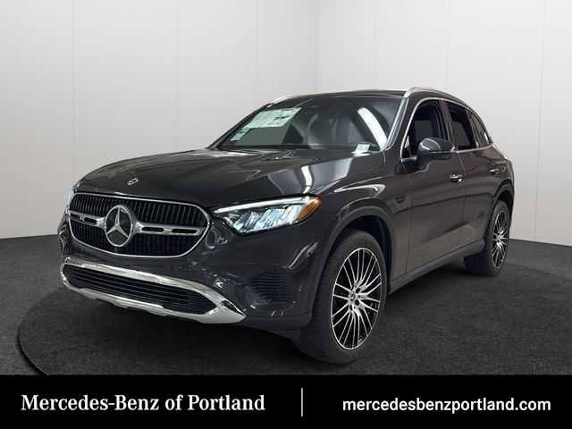 Used 2025 Mercedes-Benz GLC 300 4MATIC image 1