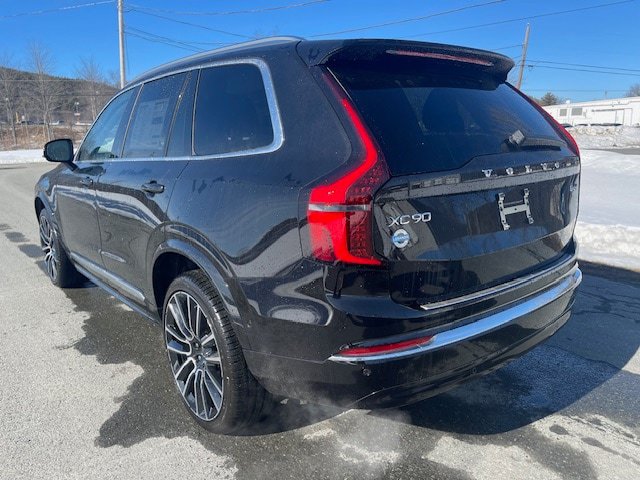 New 2026 Volvo XC90 B6 Plus w/ Protection Package Premier AWD/4WD image 4