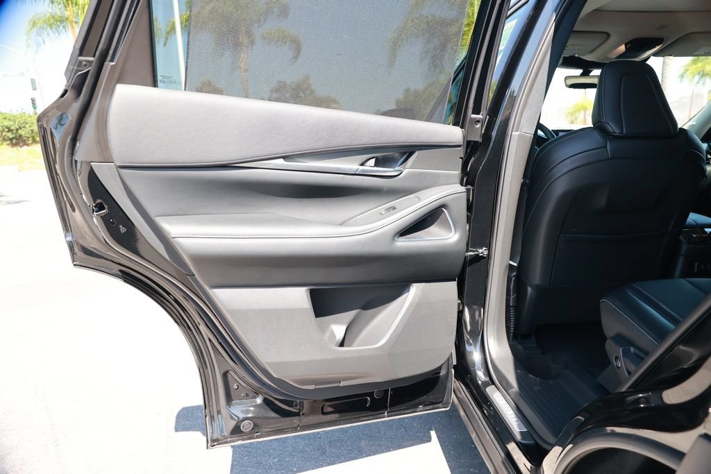 Used 2026 INFINITI QX60 Luxe w/ Cargo Package FWD image 38