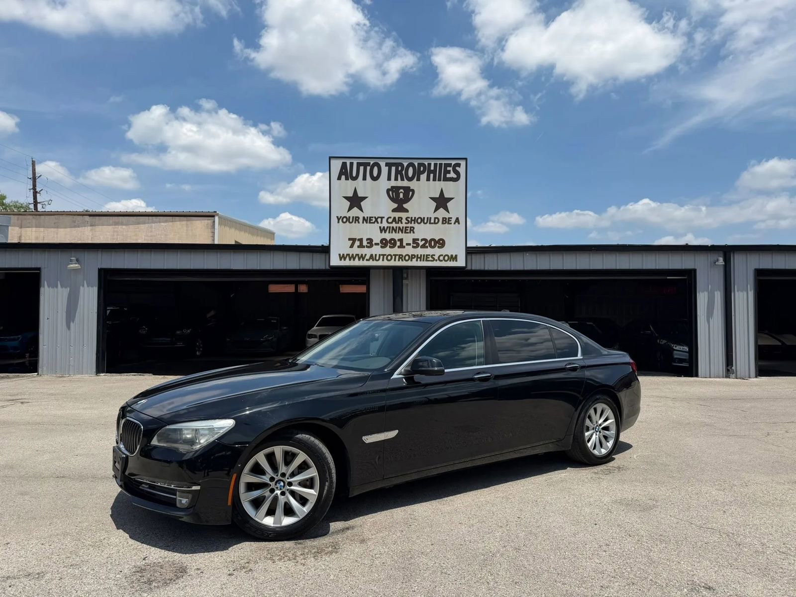 Used 2015 BMW 740Li RWD image 1