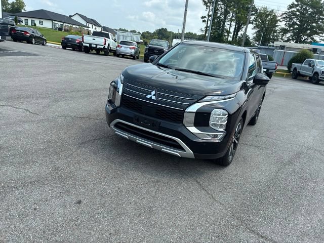 Used 2024 Mitsubishi Outlander SE AWD/4WD image 9