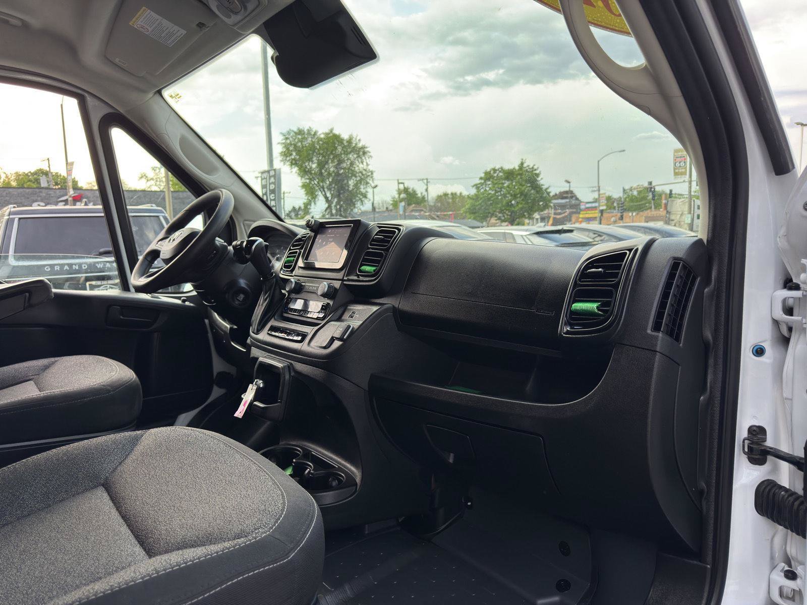 Used 2025 RAM ProMaster 2500 w/ Convenience Group FWD image 33