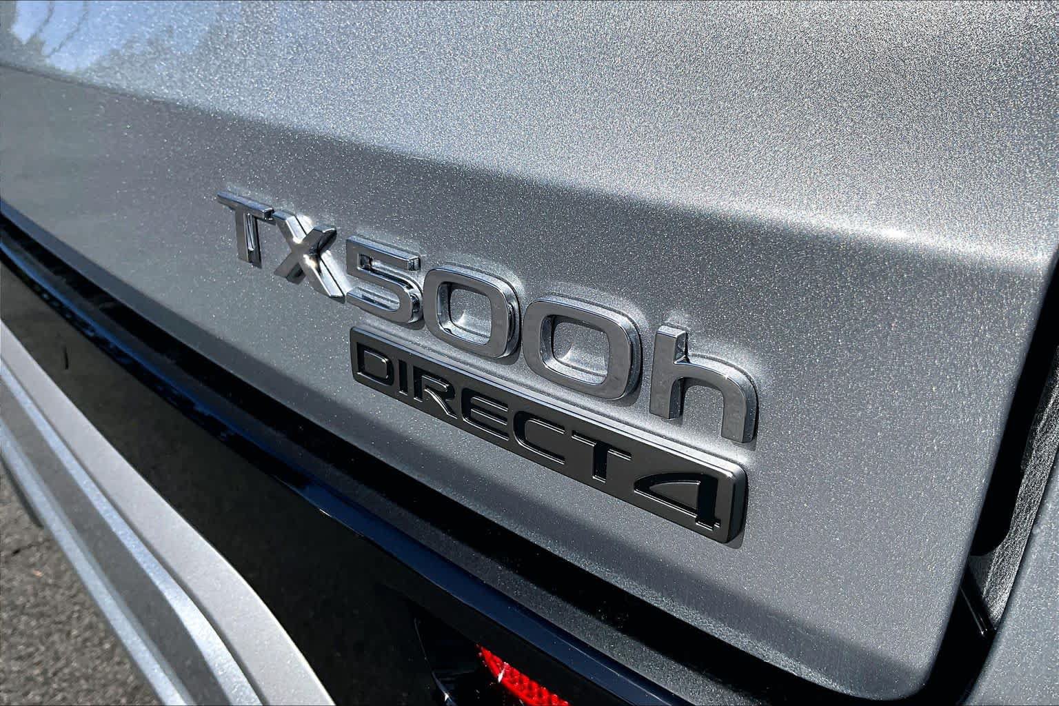 New 2026 Lexus TX 500h AWD image 8