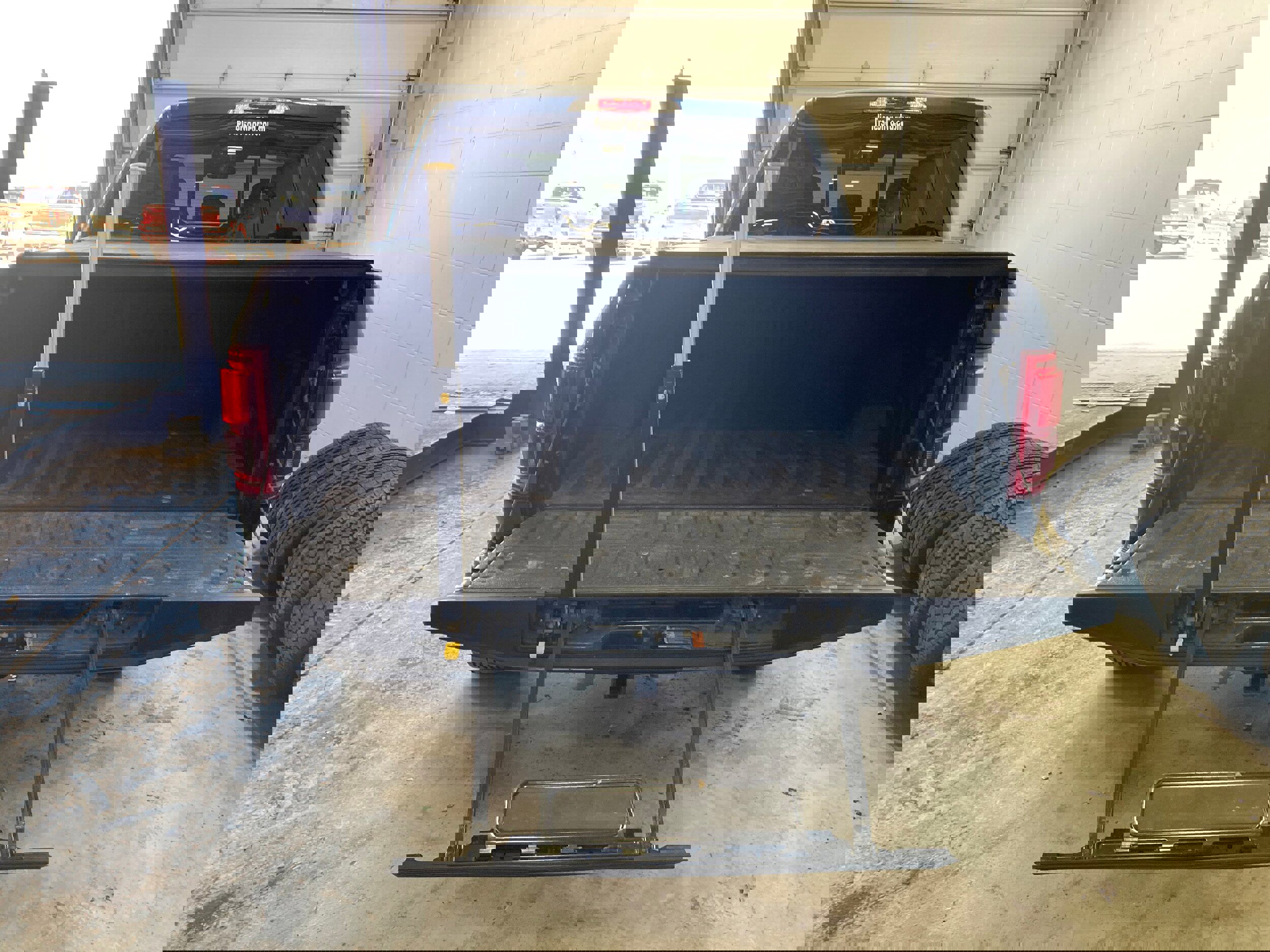 Used 2017 Ford F150 Limited w/ Trailer Tow Package image 18