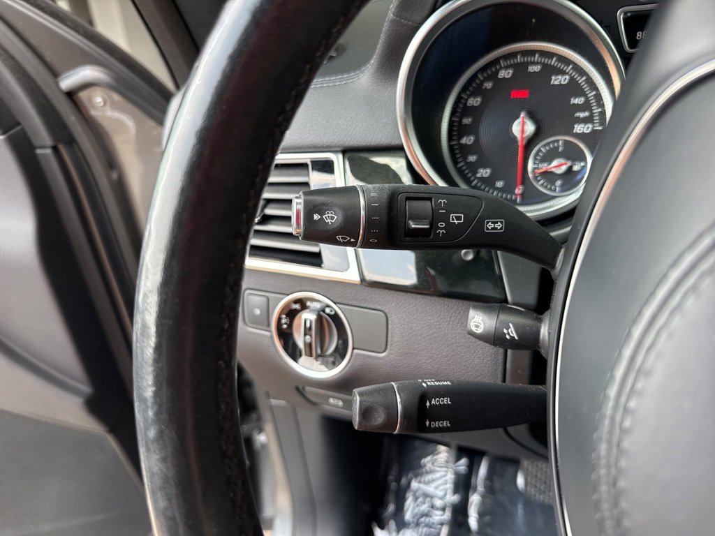 Used 2018 Mercedes-Benz GLS 450 4MATIC image 33